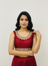 Load image into Gallery viewer, TOPS - BLOUSE