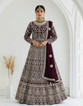 Load image into Gallery viewer, GOWN - G1005