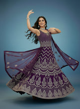 Load image into Gallery viewer, GOWN - G1003