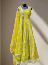 Load image into Gallery viewer, ANARKALI SUIT