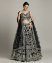 Load image into Gallery viewer, LEHENGA - KF1001