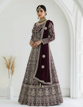 Load image into Gallery viewer, GOWN - G1005
