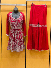 Load image into Gallery viewer, PEPLUM GHARARA SUIT
