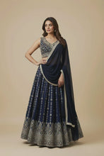 Load and play video in Gallery viewer, LEHENGA - KF1003
